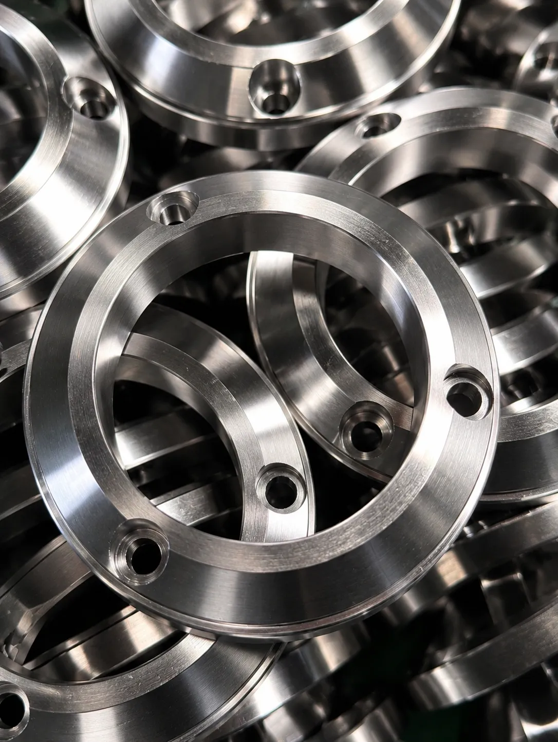 Flanges de aço usinadas — APO
